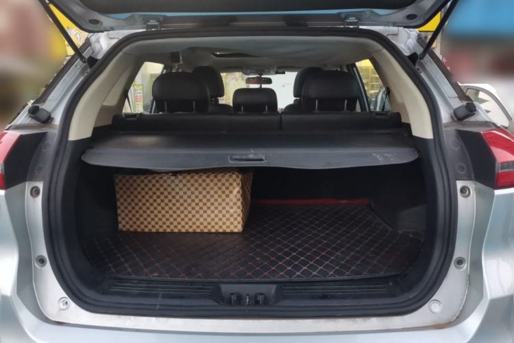 Used Geely Auto Emgrand X7 Sport 2016 2.0L Manual Smart Connect Version
