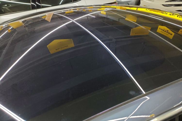 Used Tesla Model 3 2019 Long-Range Rear-Wheel-Drive Version Roof