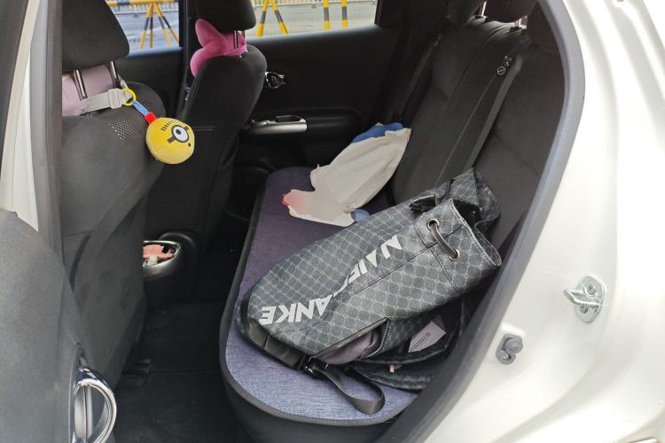 Used Infiniti ESQ 2014 1.6L Spontaneous Edition