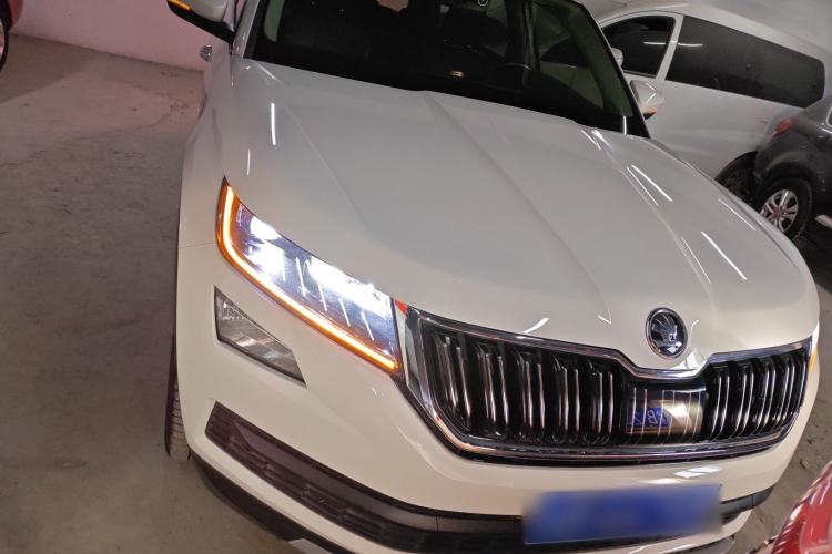 Used Skoda Kodiaq 2019 Facelifted TSI380 7-Seater All-Wheel-Drive Flagship Version China VI Standard
