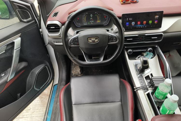 Used Geely Auto Coolray 2019 Sport Model 260T DCT Battle China V Standard Steering Wheel