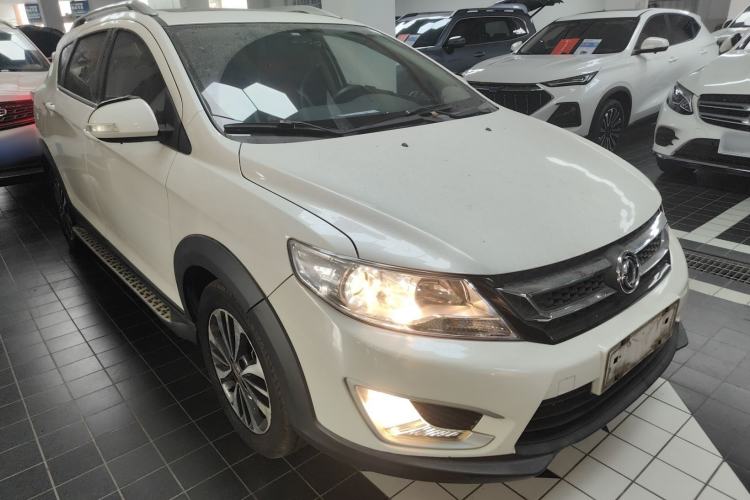 Used Dongfeng Aeolus AX3 2016 1.5L Automatic ZhiKu Model
