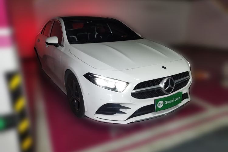 Used Mercedes-Benz A-Class 2022 Revised Version A 200 L Sport Sedan Fashionable Style