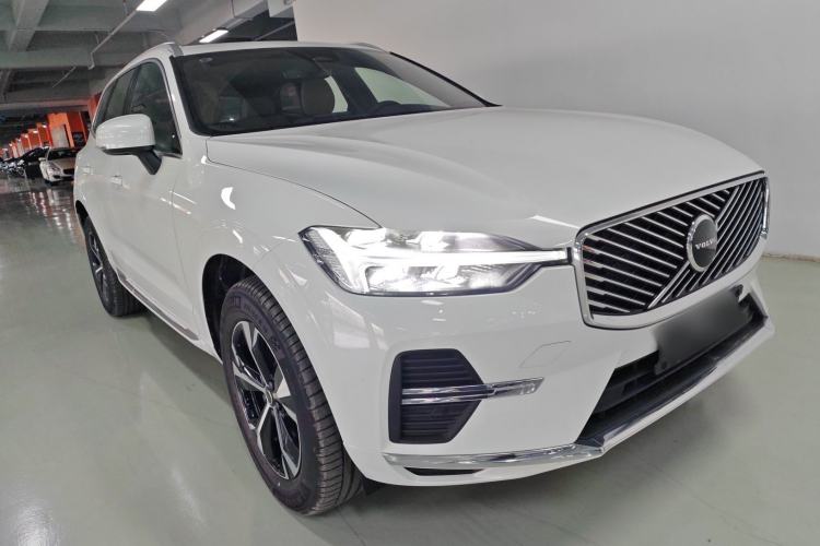 Used Volvo XC60 2026 B5 4x4 Smart Luxury Edition
