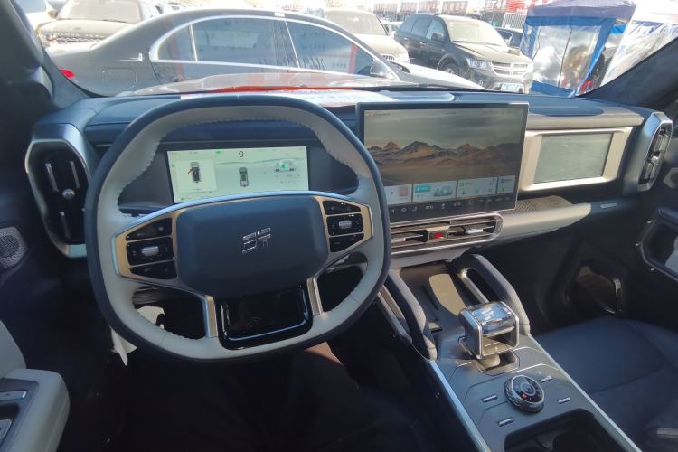 Used JETOUR Shanhai Traveler C-DM 2024 C-DM 208KM Mountain & Wilderness Edition