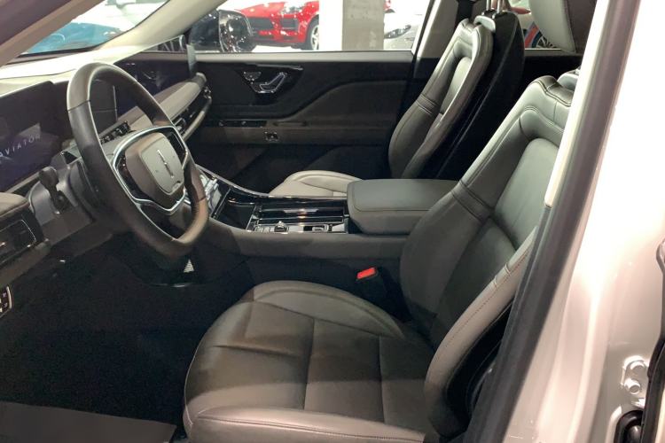 Used Lincoln Aviator 2024 3.0T V6 All-Wheel-Drive Elegance Edition Six Seats