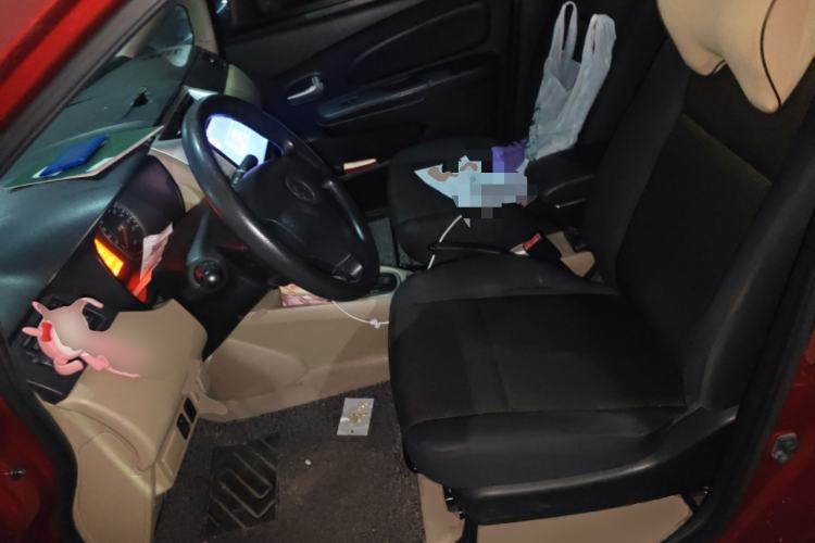 Used Venucia R50 2012 1.6L Automatic Comfort Edition Left Front Seat