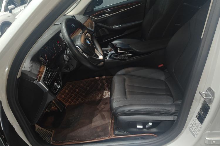 Used BMW 5 Series 2018 525Li Luxury Package