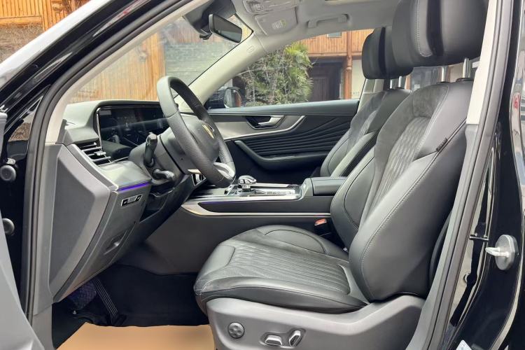 Used Hongqi HS5 2023 2.0T Qixiang Pro Edition