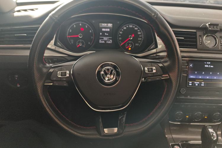 Used Volkswagen Passat 2017 330TSI DSG Luxury Edition