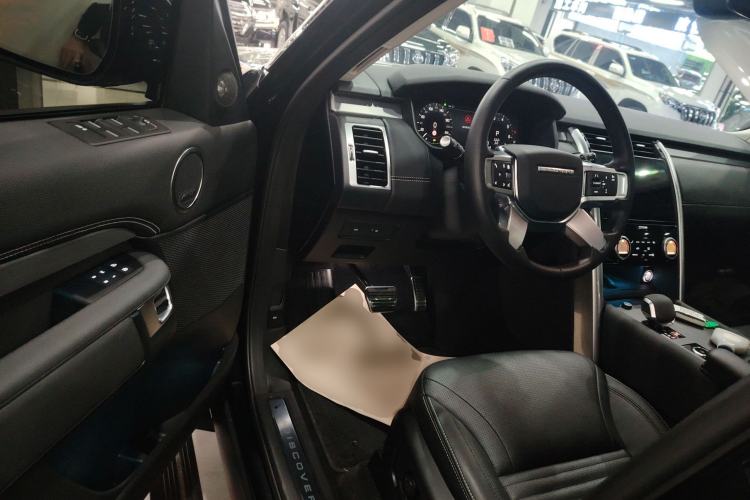 Used Land Rover Discovery 2024 360 PS Dynamic SE
