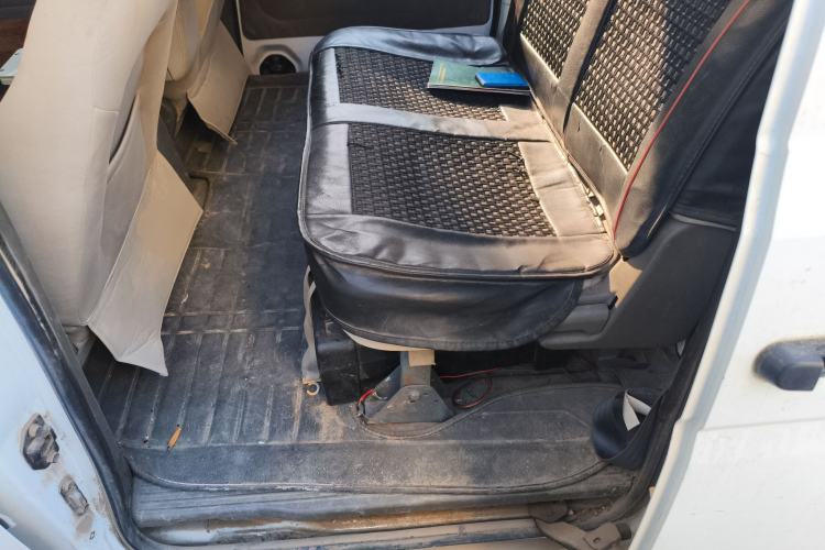 Used Wuling Rongguang V 2015 1.2L Base Version Left Rear Seat