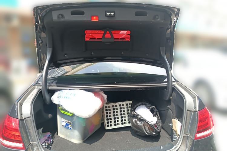 Used Mercedes-Benz E-Class 2015 Facelift E 260 L Luxury Edition
