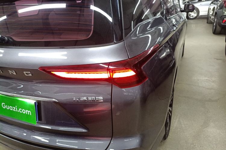 Used Wuling Victory 2020 1.5T CVT Flagship Edition Exterior 3