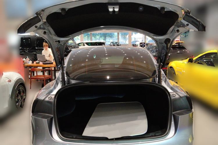 Used Tesla Model 3 2024 High-Performance All-Wheel-Drive Version
