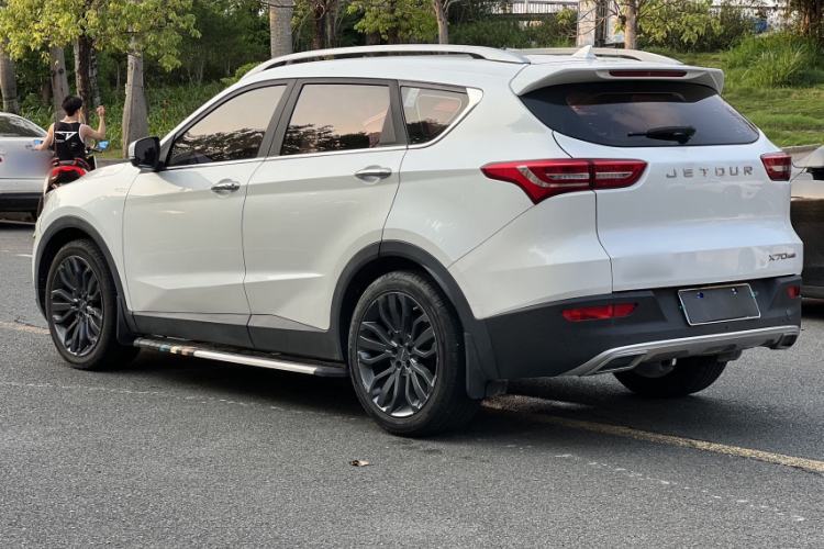 Used JETOUR X70 2018 1.5T Automatic Smart Drive Edition Exterior 3