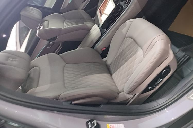 Used BYD Han 2025 DM-i Smart Drive 125KM Elite Model
