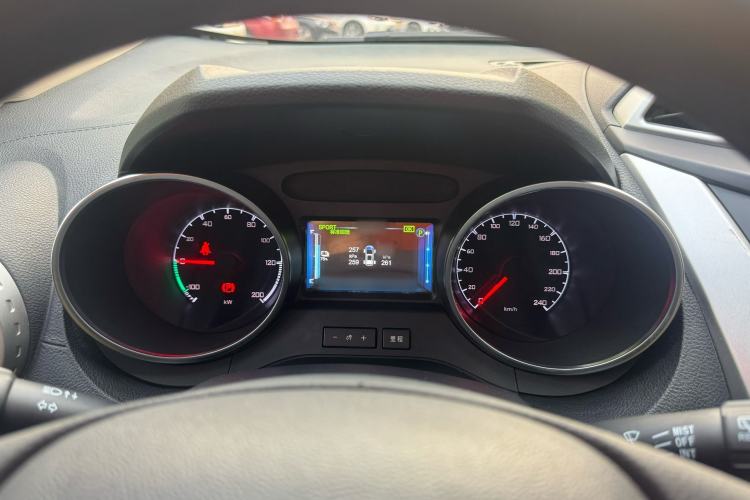 Used BYD Yuan New Energy 2018 EV360 Smart Connect Cool Edition
