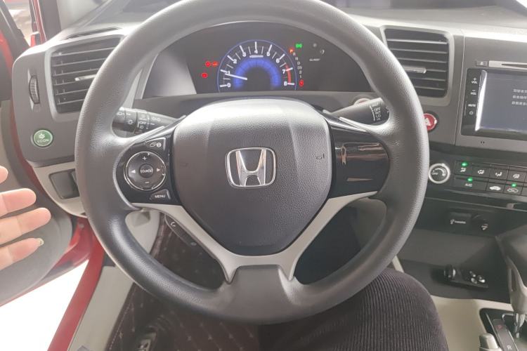 Used Honda Civic 2014 1.8L automatic comfort version
