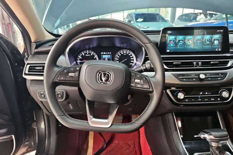 Used CHANGAN Ruicheng CC 2021 Blue Whale Edition 1.5T DCT Elite Model Steering Wheel