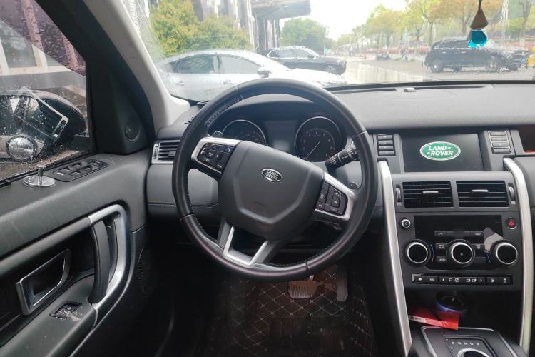 Used Land Rover Discovery Sport 2017 2.0T SE Steering Wheel