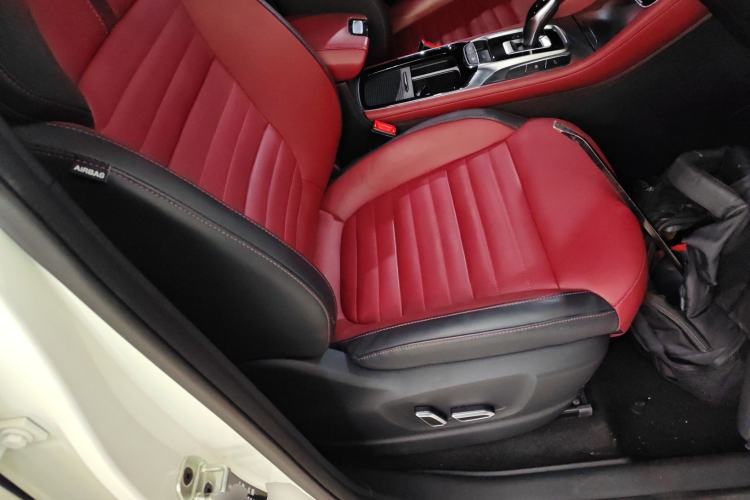 Used MG HS 2019 30T Automatic 2WD Trophy Supreme Edition China VI Standard
