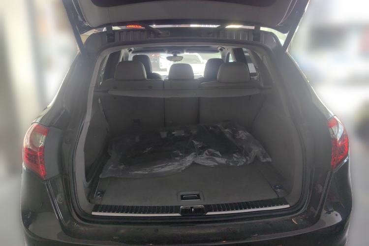 Used Porsche Cayenne  Trunk