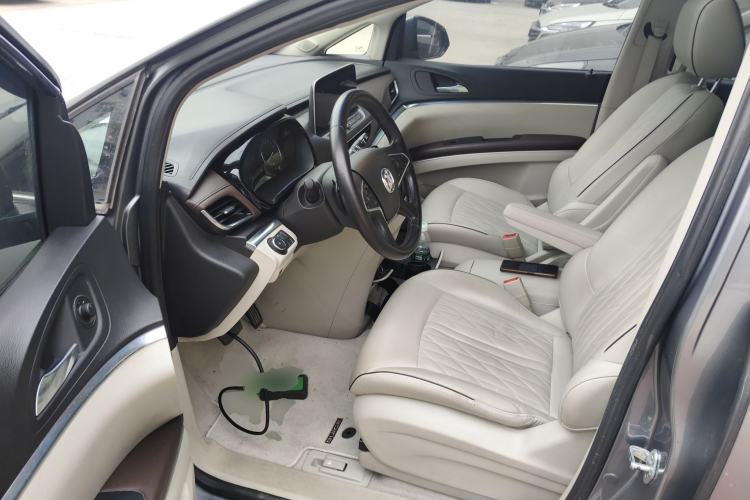 Used Buick GL8 2022 Land Business Class 652T Luxury Model
