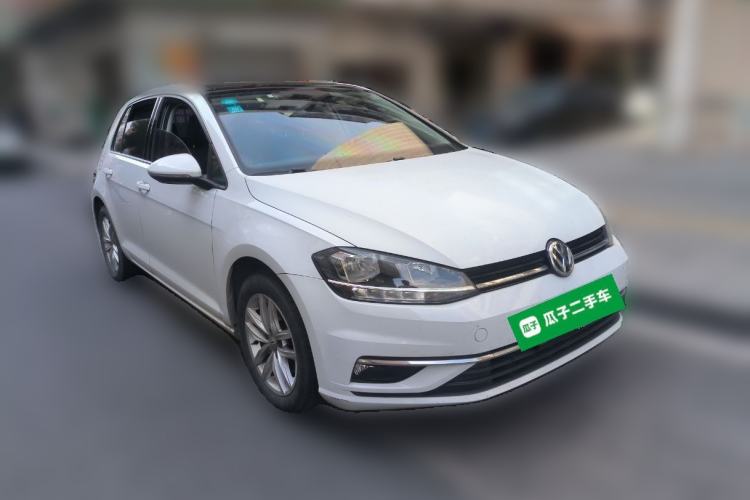 Used Volkswagen Golf 2018 230TSI Manual Comfort Version
