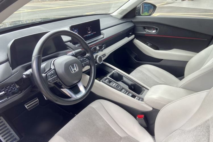 Used Honda Accord New Energy 2023 2.0L ePHEV Flagship Edition Interior 4