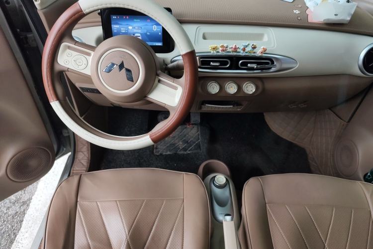 Used Wuling Hongguang MINIEV 2025 Four-Door Version Advanced Edition
