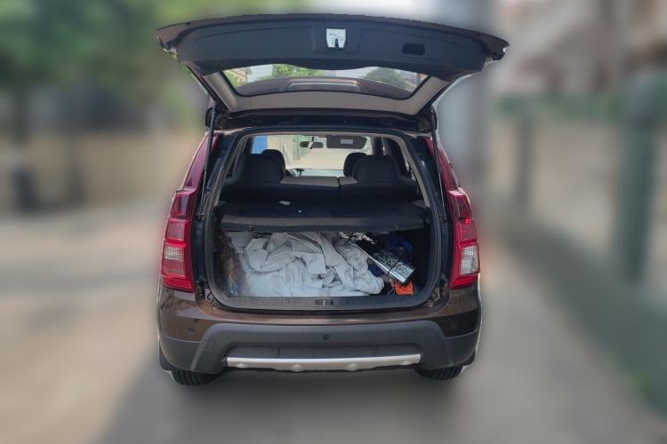 Used FORTHING Joyear XV 2015 1.6L CVT Comfort Model
