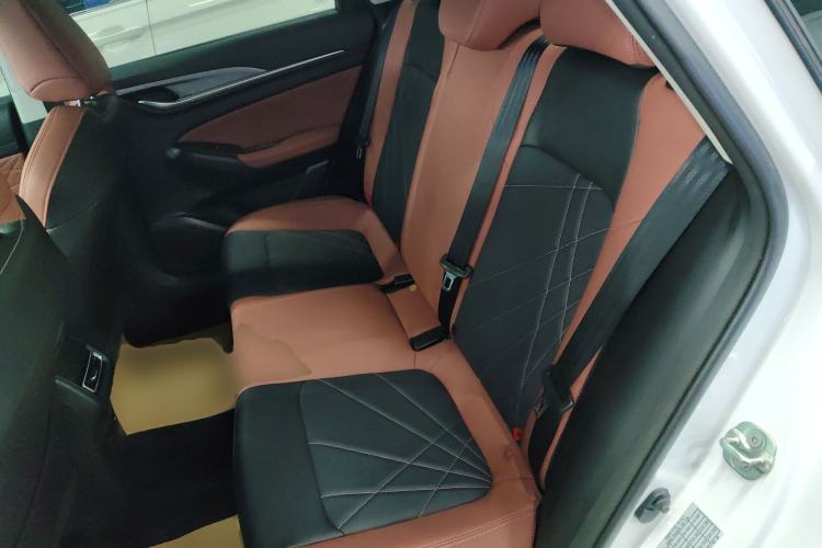 Used CHANGAN Eado 2023 Changan Edition PLUS Blue Whale NE 1.4T GDI DCT Prestige Version
