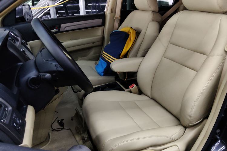 Used Honda CR-V 2010 2.0L automatic two-wheel drive urban version Left Front Seat