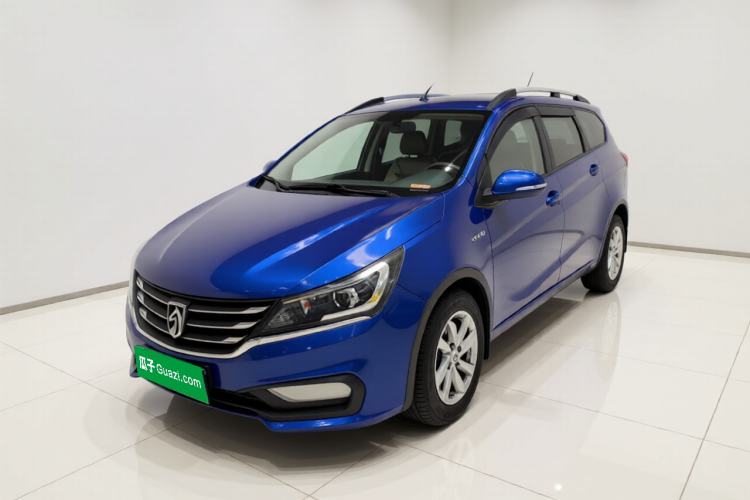 Used Baojun 310W 2017 1.5L Manual Fashion Edition China VI Guazi used car, China used car export, Used car for sale, Used cars, Cheapest cars for sale