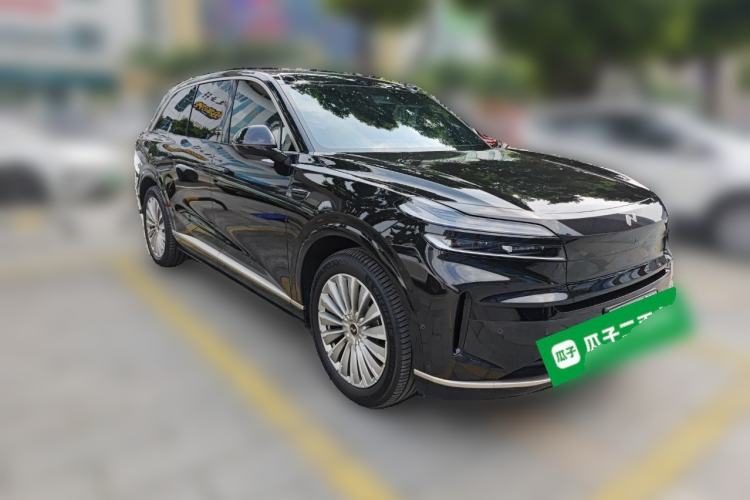 Used ONVO Luxeed L90 2025 Model—Ultra Six-Seater Version
