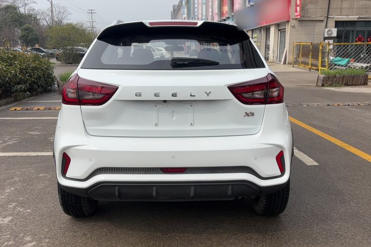 Used Geely Auto Vision X3 2021 PRO 1.5L CVT Deluxe Model
