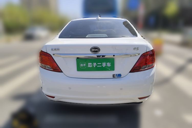 Used BYD e5 2017 300 Prestige Edition Rear