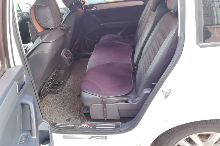 Used Volkswagen Touran 2016 Volkswagen Touran L 280TSI DSG Comfort Edition Left Rear Seat