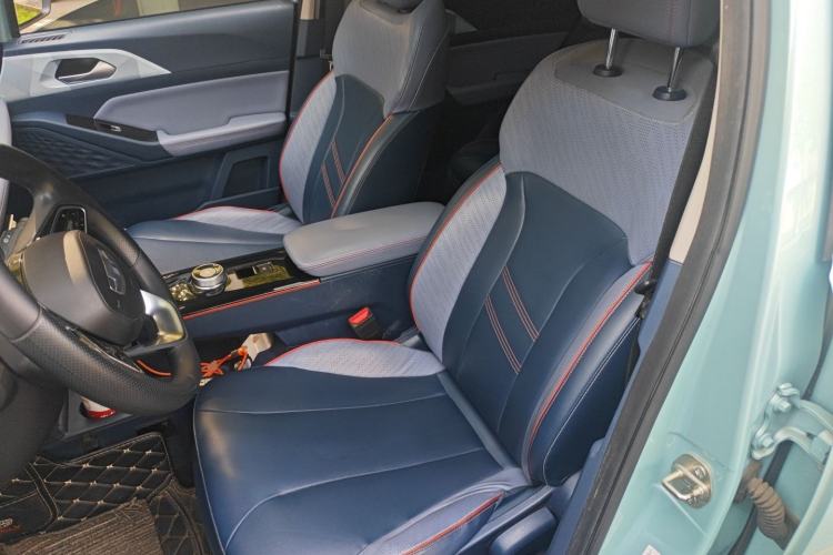 Used Geometry E Firefly 2022 401 km Linglong Tiger 4 Seats