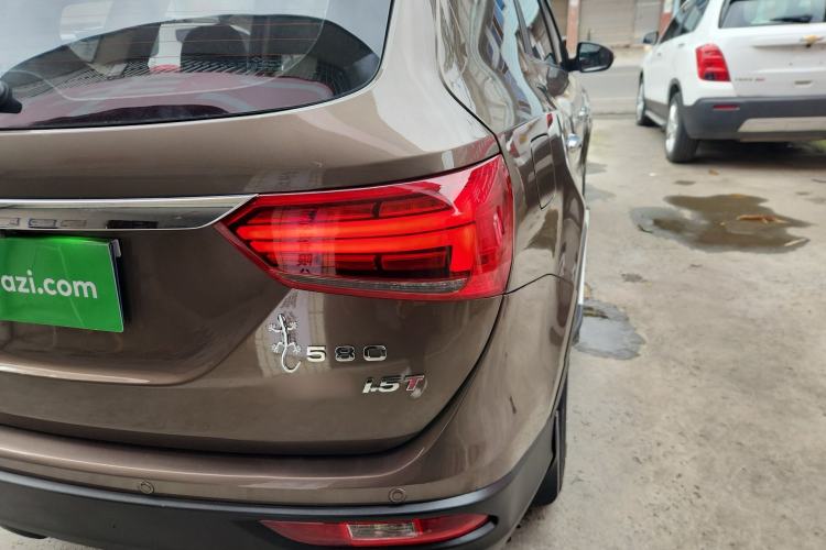 Used Dongfeng Fengon 580 2017 1.5T CVT Smart Style Model Right Rear Taillight