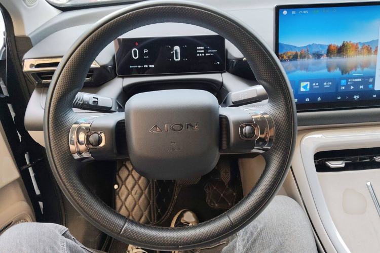 Used AION V 2024 Aion Tyrannosaurus 650 LiDAR Edition Steering Wheel