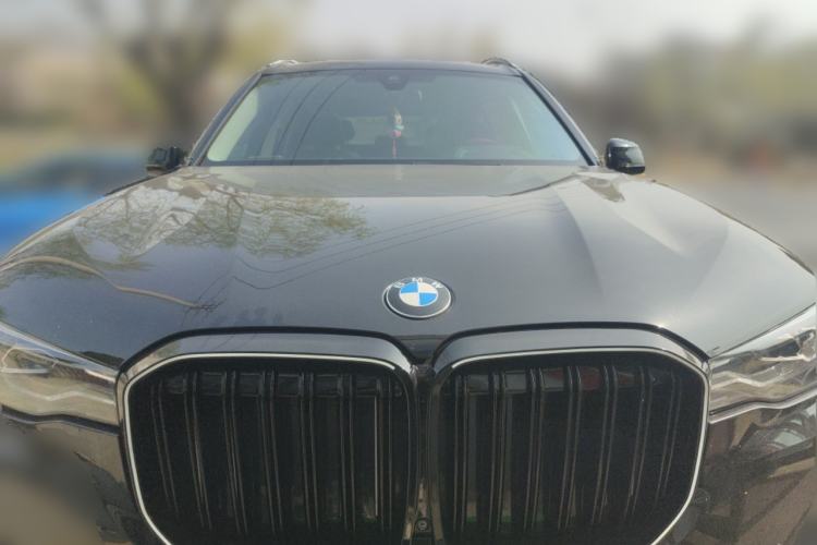 Used BMW X7 2020 xDrive40i Luxury Package with Leading Features Front