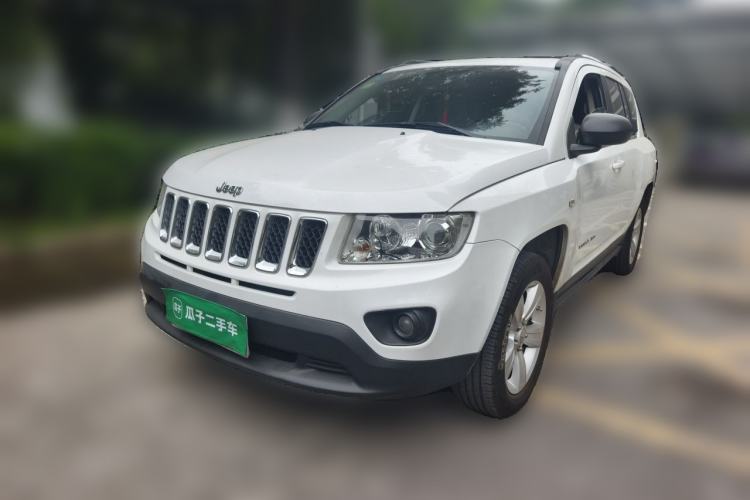 Used Jeep Compass 2011 2.4L four-wheel-drive sport version Guazi used car, China used car export, Used car for sale, Used cars, Cheapest cars for sale