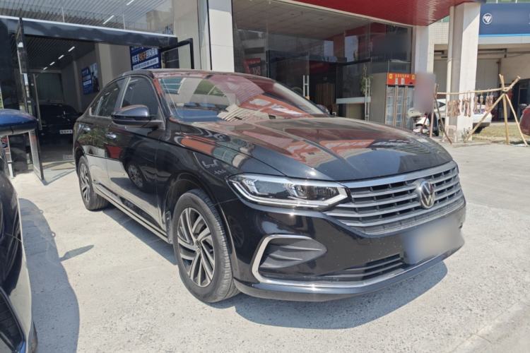 Used Volkswagen Lavida 2023 300TSI DSG Full-Comfort Edition Front Right 45 Deg