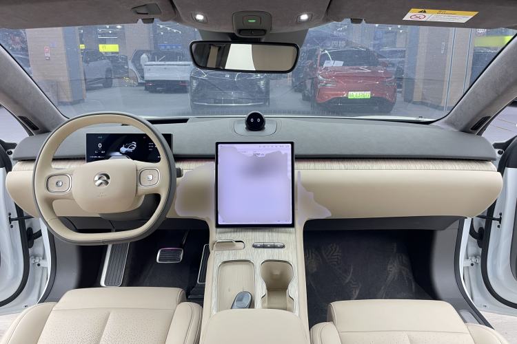 Used Nio ET7 2024 75 kWh Executive Edition
