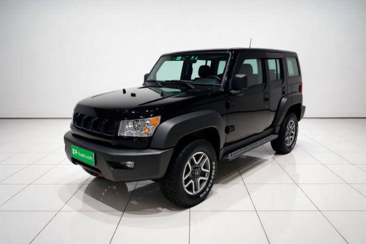 Used BAIC Off-Road BJ40 2018 40L 2.0T Manual Diesel Four-Wheel Drive Prestige Edition