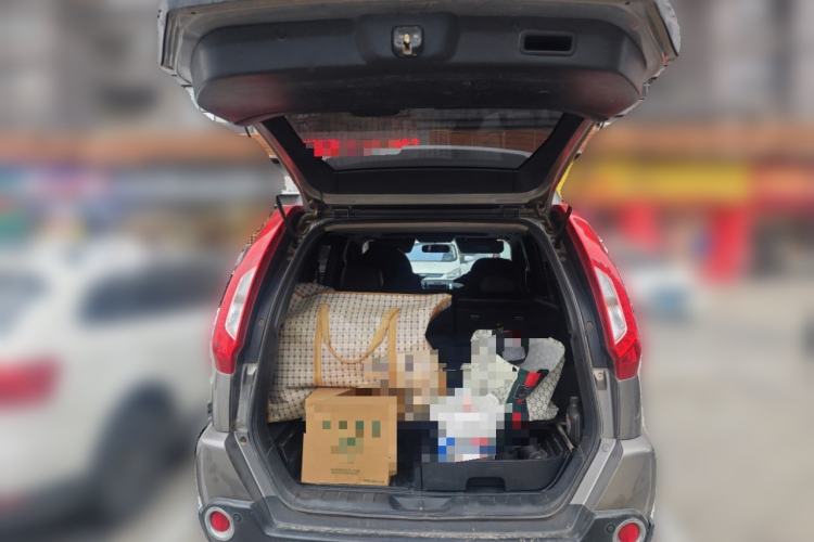 Used Nissan X-Trail 2012 2.5L CVT Luxury Edition 4WD Trunk