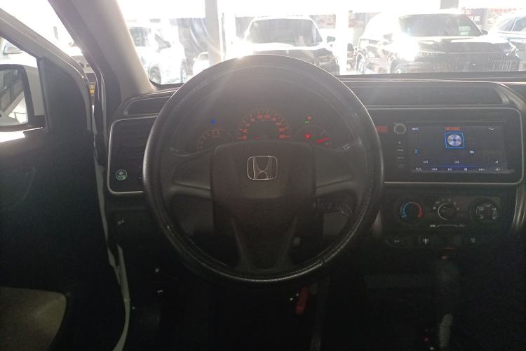 Used Honda Greiz 2016 1.5L CVT Classic Edition
