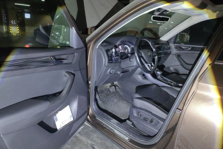 Used Skoda Kodiaq 2018 Restyled TSI330 7-Seater Two-Wheel Drive Luxury Enjoyment Edition
